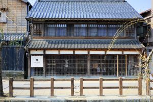 佐原の並木仲之助商店